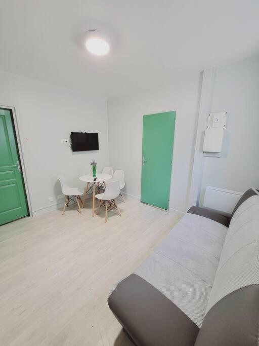 Appartement Proche St Denis "Appart 3" Pierrefitte-sur-Seine Luaran gambar